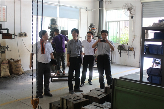 松下电器参观beat365喇叭厂模具车间 松下电器参观beat365喇叭厂模具车间